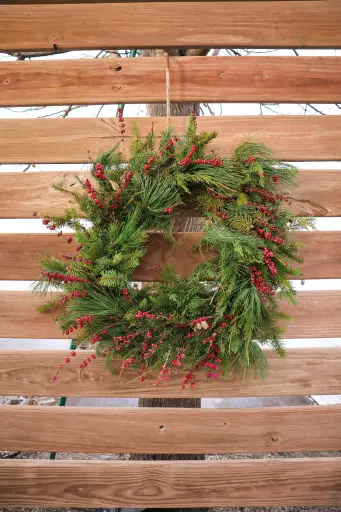 [9701010] Evergreen Wreath