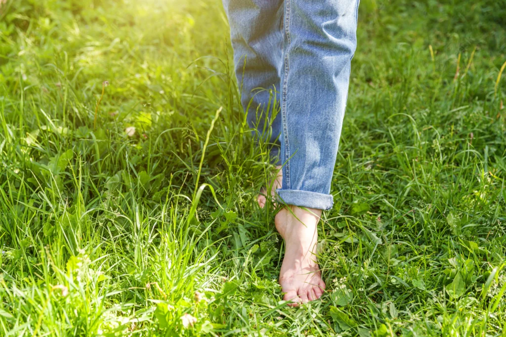 walking through the lawn barefoot